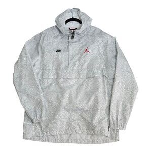 Nike Air Jordan Men's White and Gray Half Zip Hoodie Jacket Windbreaker Size L
